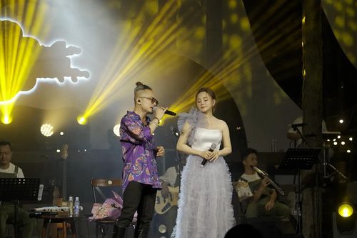 'Du ca 3' bước tiếp hành trình gây Quỹ sách - nhạc - nước