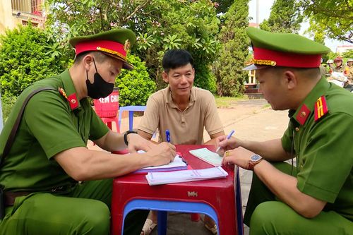 Tạo chuyển biến về trật tự giao thông - đô thị