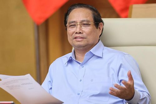 Thủ tướng: Chuyển từ thụ động khám chữa bệnh sang bảo vệ sức khỏe Nhân dân khi chưa có bệnh