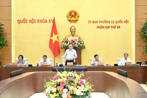 UBTVQH xem xét, cho ý kiến nhiều luật, nghị quyết trình Quốc hội thông qua tại Kỳ họp thứ 10