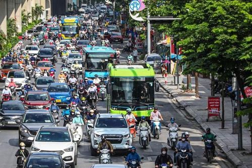 Hà Nội tăng cường 20 tuyến buýt phục vụ Triển lãm thành tựu kinh tế - xã hội kỷ niệm 80 năm Quốc khánh