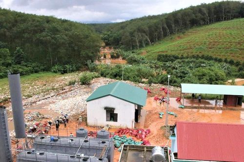 Quảng Ngãi: Kiến nghị kiểm định chất lượng công trình sau sự cố vỡ hố chứa rác thải