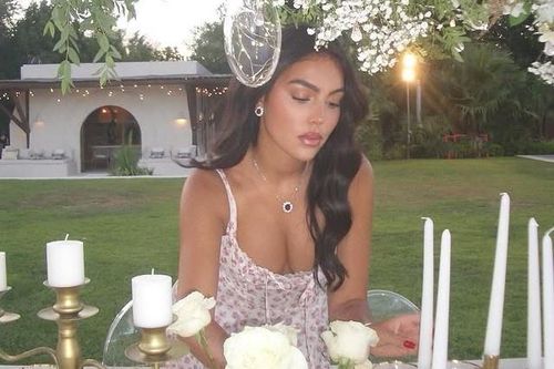 Số tiền khủng Ronaldo sẽ phải trả nếu chia tay Georgina Rodriguez
