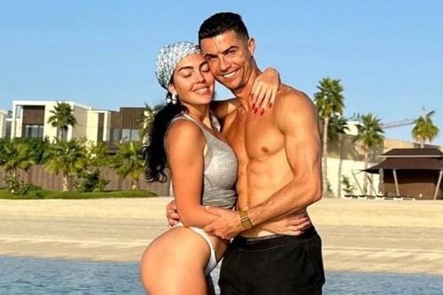 Một thập kỷ bên nhau của Ronaldo và bạn gái