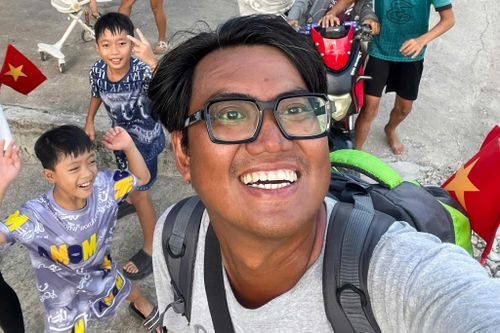 Tôi đi bộ 1.700 km ra Hà Nội đón 2/9