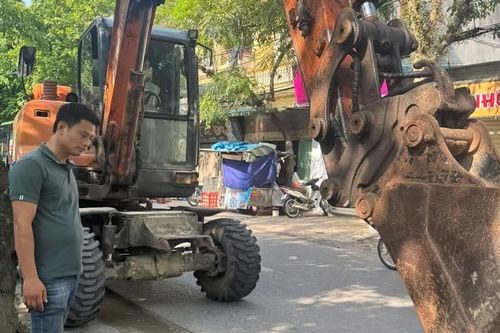 Đường giao thông tại xã Gia Lâm bị đào trộm