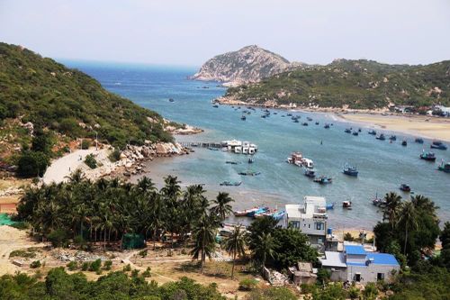 Khánh Hòa đồng ý tổ chức chung kết Hoa hậu Đại dương Việt Nam 2025 tại vịnh Vĩnh Hy