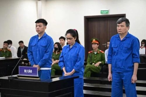 Hoãn phiên phúc thẩm với cựu lãnh đạo Bộ Công thương