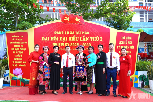 Tuyên Quang: Rực rỡ sắc màu truyền thống trong ngày hội của Đảng