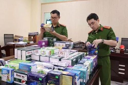 Bắt Giám đốc 2 công ty dược, thu gần 12 triệu viên thực phẩm chức năng giả