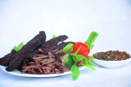 Kinh nghiệm mua thịt trâu gác bếp Tây Bắc chuẩn, tránh hàng giả
