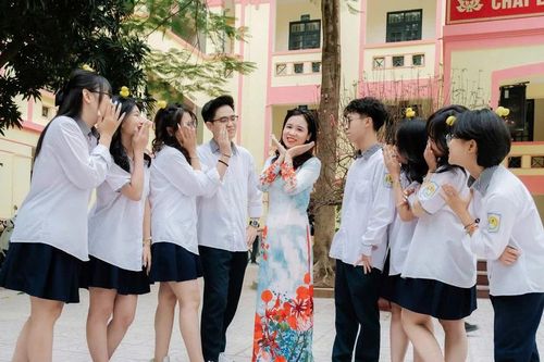 Nâng cao chất lượng đội ngũ nhà giáo: Dùng công nghệ giúp trò 'mê' học