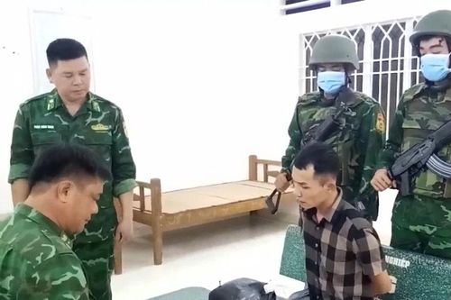 Bắt 2 người vận chuyển hơn 3,7kg ma túy