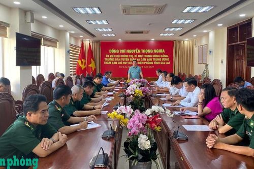 Trưởng ban Tuyên giáo và Dân vận Trung ương Nguyễn Trọng Nghĩa thăm, làm việc tại BĐBP tỉnh Gia Lai