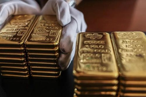 Mỹ tuyên bố không áp thuế lên vàng, giá vàng lập tức giảm