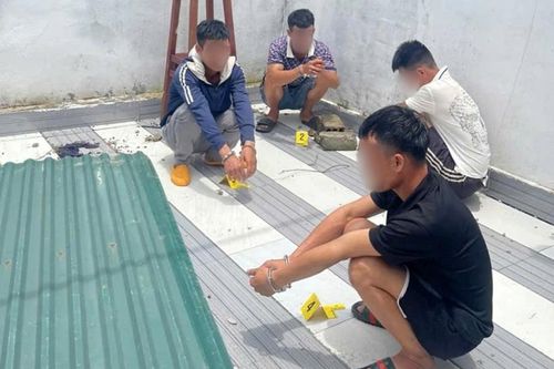 Bắt nhóm công nhân Khu Công nghiệp Bắc Tiền Phong tàng trữ, sử dụng heroin