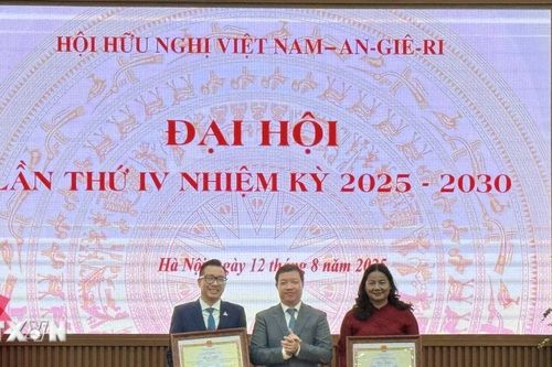 Tăng cường quan hệ hữu nghị, hợp tác giữa nhân dân Việt Nam và Algeria