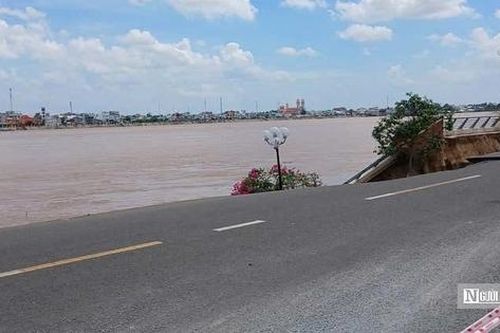 Liên tiếp sạt lở tại công trình kè Đồng Tháp, giao thông bị phong tỏa
