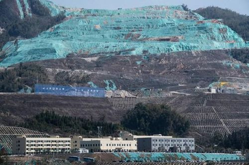 Thị trường lithium 'dậy sóng' khi một trong những mỏ lớn nhất thế giới đóng cửa
