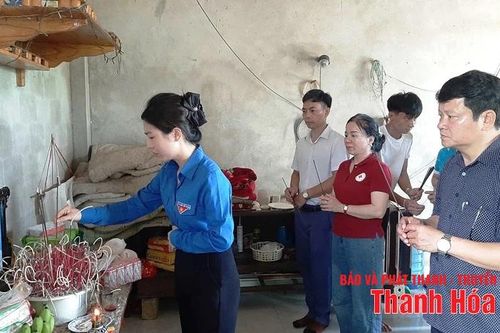 Thăm hỏi, động viên gia đình các nạn nhân bị đuối nước, tai nạn thương tích tại xã Lương Sơn