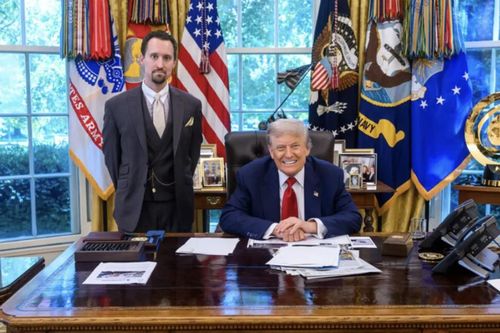 Tổng thống Trump đề cử người thân tín đứng đầu cơ quan thống kê việc làm