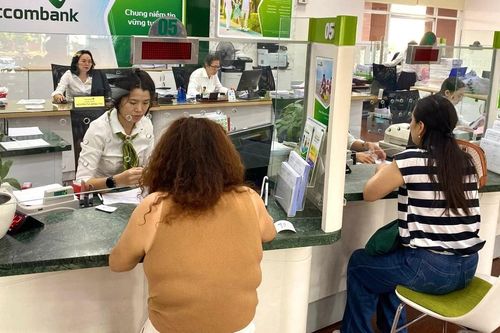 Gia Lai: Nhân viên ngân hàng chung tay ngăn chặn tội phạm lừa đảo