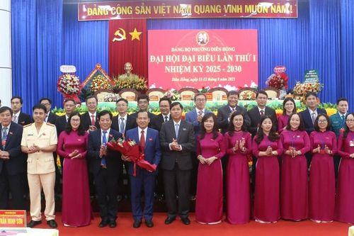 Đồng chí Đoàn Hữu Dũng giữ chức Bí thư Đảng ủy phường Diên Hồng