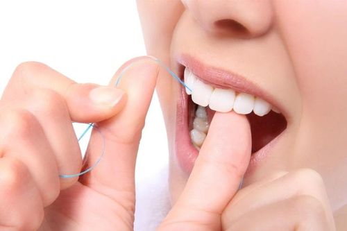 Thử nghiệm thành công tiêm chủng vắc xin bằng tăm chỉ nha khoa