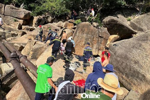Khánh Hòa: Phát hiện thi thể thiếu niên mất tích khi đi dã ngoại ở suối Ba Hồ