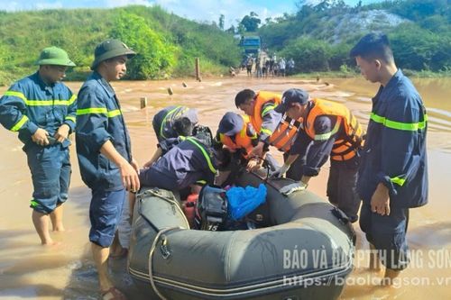 Ẩn họa ngầm tràn mùa lũ