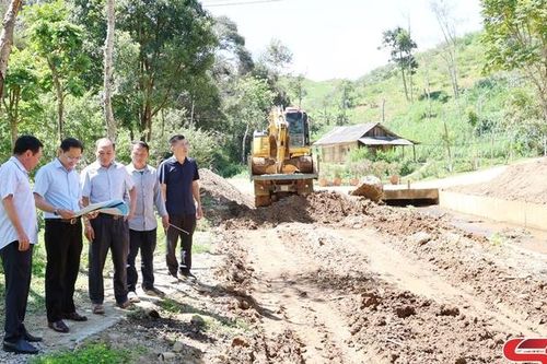 Tạo đà phát triển vùng đồng bào dân tộc thiểu số