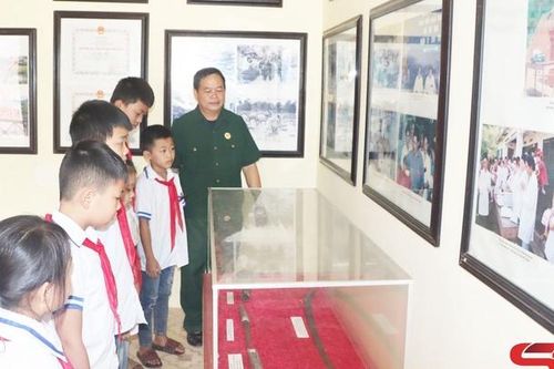 Về quê hương cách mạng Mường Chanh