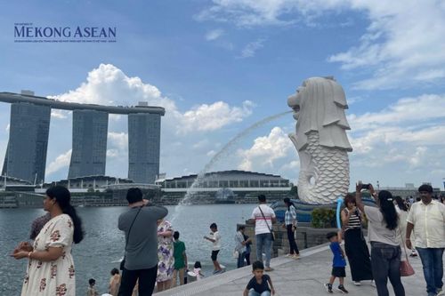 Singapore hồi hộp nâng dự báo tăng trưởng GDP năm 2025