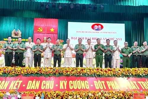 Xây dựng mô hình nhà trường thông minh gắn với chuyển đổi số, phục vụ công tác đào tạo CAND