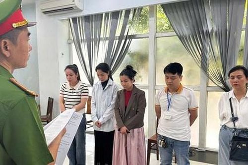 Phòng khám 'vẽ bệnh moi tiền' ở Đà Nẵng bị đình chỉ hoạt động