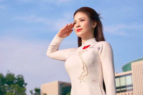 Dương Hoàng Yến 'xuyên Việt' một ngày để quay MV Tổ quốc trong ánh mặt trời