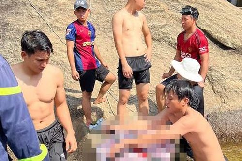 Thiếu niên chết đuối ở hốc đá sâu khi đi dã ngoại cùng gia đình