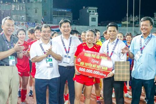 Thưởng lớn cho tuyển Việt Nam trước bán kết AFF Cup nữ 2025