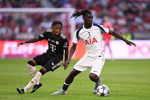 HLV Spurs cứng rắn, Bissouma trả giá