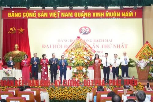 Đại hội đại biểu Đảng bộ phường Bạch Mai lần thứ Nhất: xây dựng đội ngũ cán bộ '7 dám', đủ đức, đủ tài