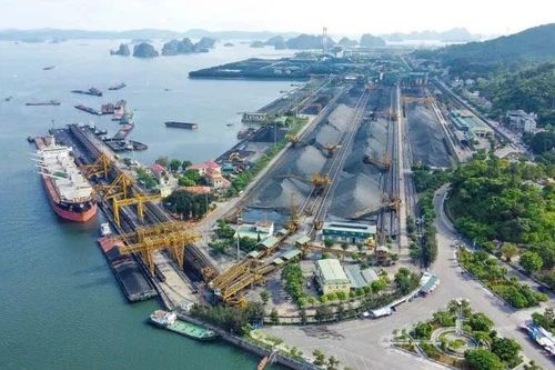 Sáng mãi ngọn lửa 'Kỷ luật và Đồng tâm'