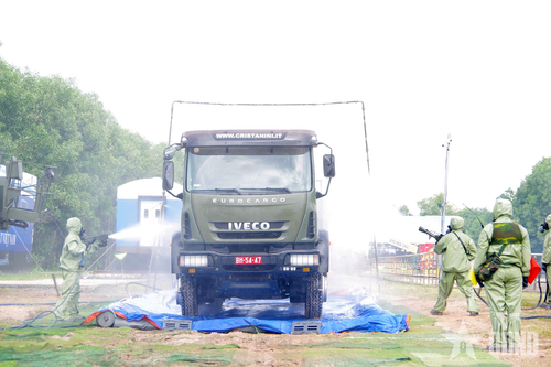 Bộ Quốc phòng kiểm tra Lữ đoàn 87, Binh chủng Hóa học