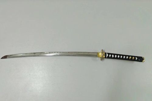 Đề nghị truy tố đối tượng dùng kiếm Nhật chém người