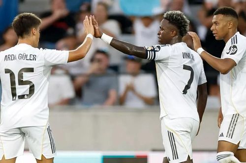 Mbappe ghi cú đúp, Real Madrid thắng lớn trước mùa giải mới