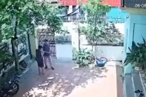 Công an xác minh thông tin thầy giáo tát học sinh lan truyền trên mạng xã hội