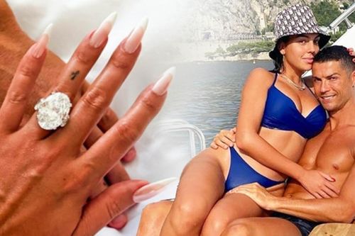 Nhẫn kim cương Ronaldo cầu hôn bạn gái có giá hàng triệu USD