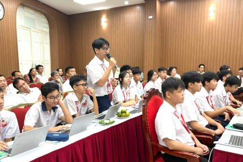 Hà Nội hợp tác với Google nhân rộng trường học số