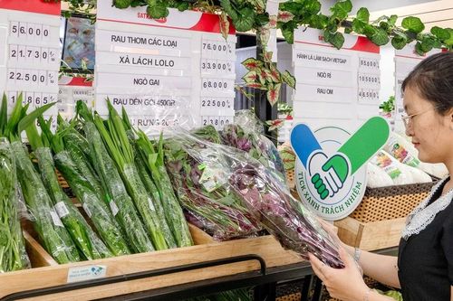 'Tick xanh trách nhiệm' – Tấm hộ chiếu niềm tin từ kệ hàng SATRA
