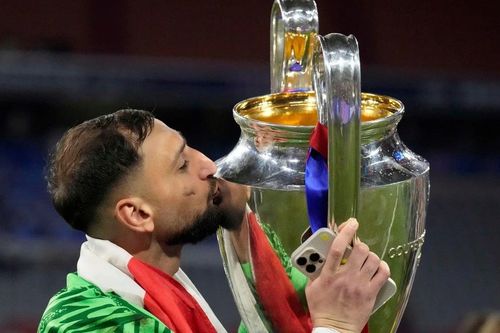 Donnarumma nổi loạn, ám chỉ PSG bội bạc trước thềm Siêu cúp châu Âu