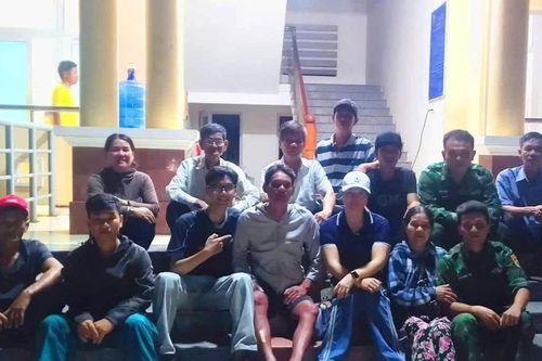 Cứu sống ngư dân 24 giờ lênh đênh trên biển với tấm mút mỏng